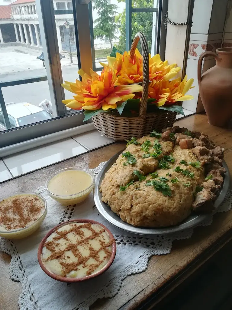 Folha de Louro_Olival de Basto_slider_image_2