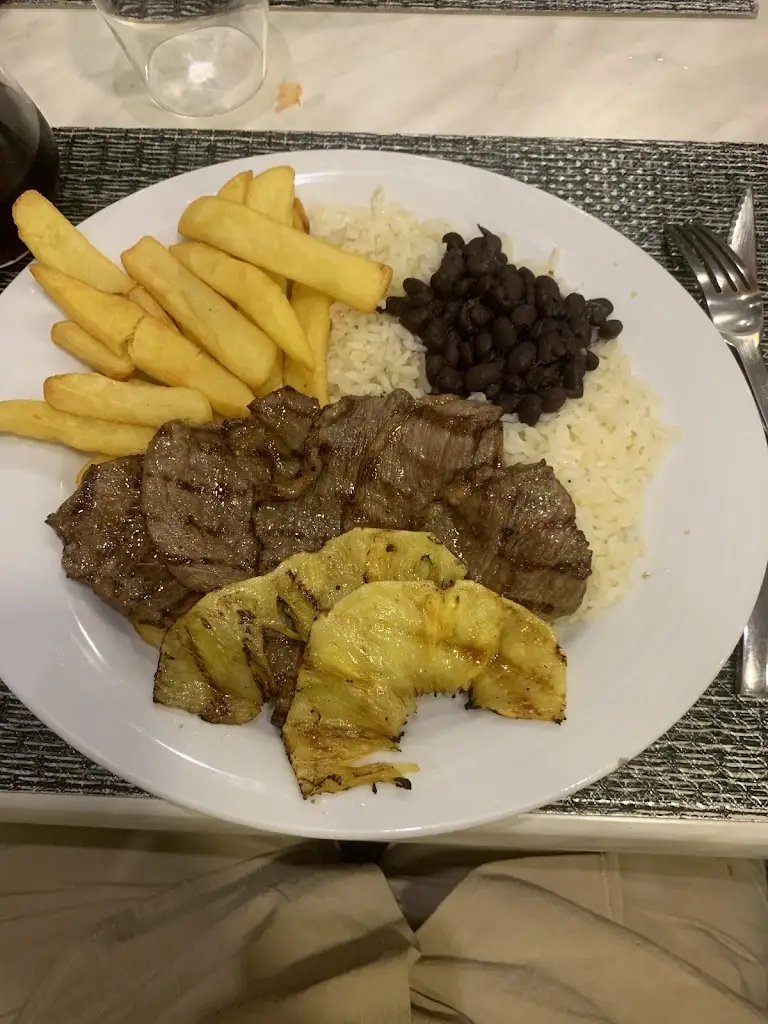 Adil “Adeel” Ahmad_El Canto_Odivelas Municipality_recensione