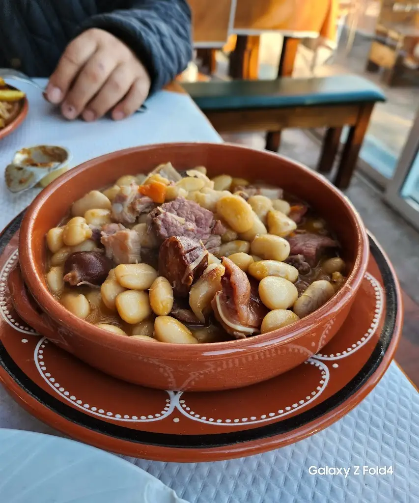 Menu_Restaurante Mira Neve_Pinhanços_immagine_6