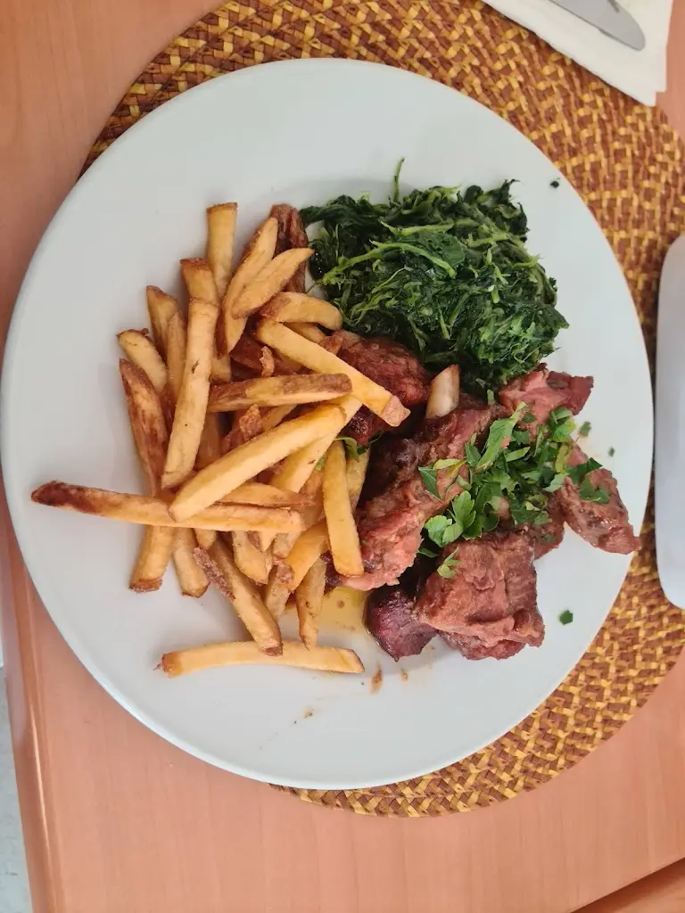 Sergei_O Queque_Paço de Arcos_recensione