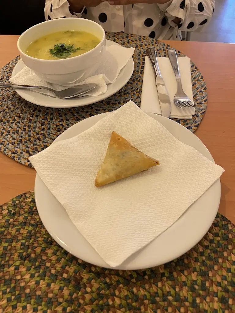 Shojol Islam_O Queque_Paço de Arcos_recensione