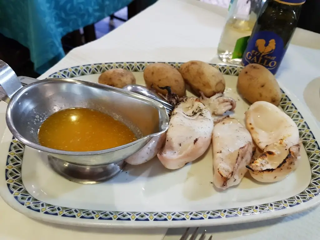 yevgen krylov_O Xico_Paço de Arcos_review