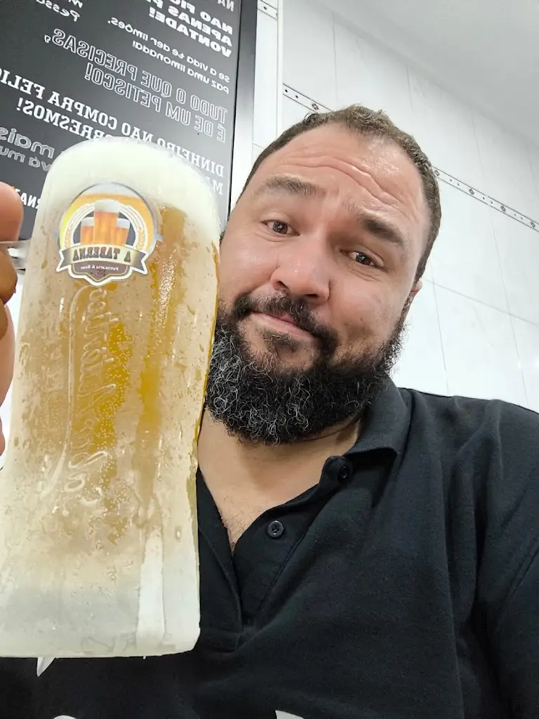 Tulio Maximiano_A Taberna_Pontinha_recensione