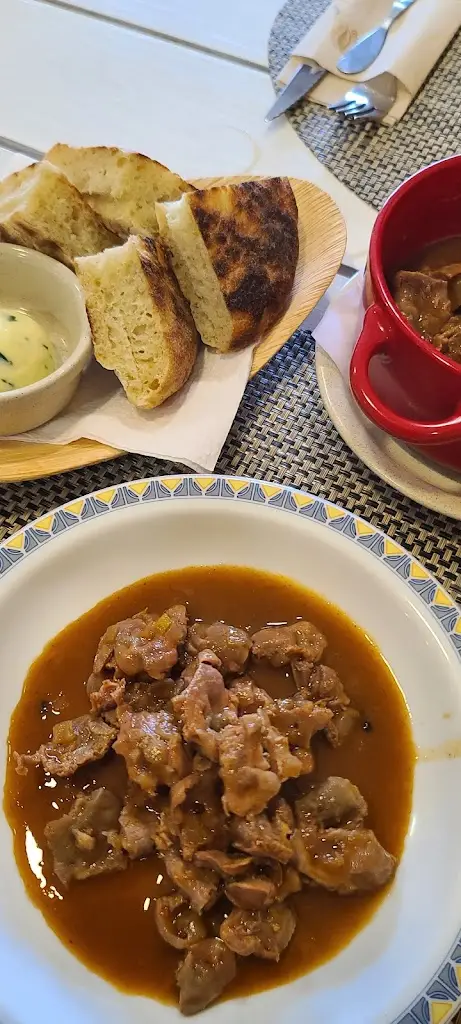 Simon Miles_Restaurante Chico_Prazeres_review