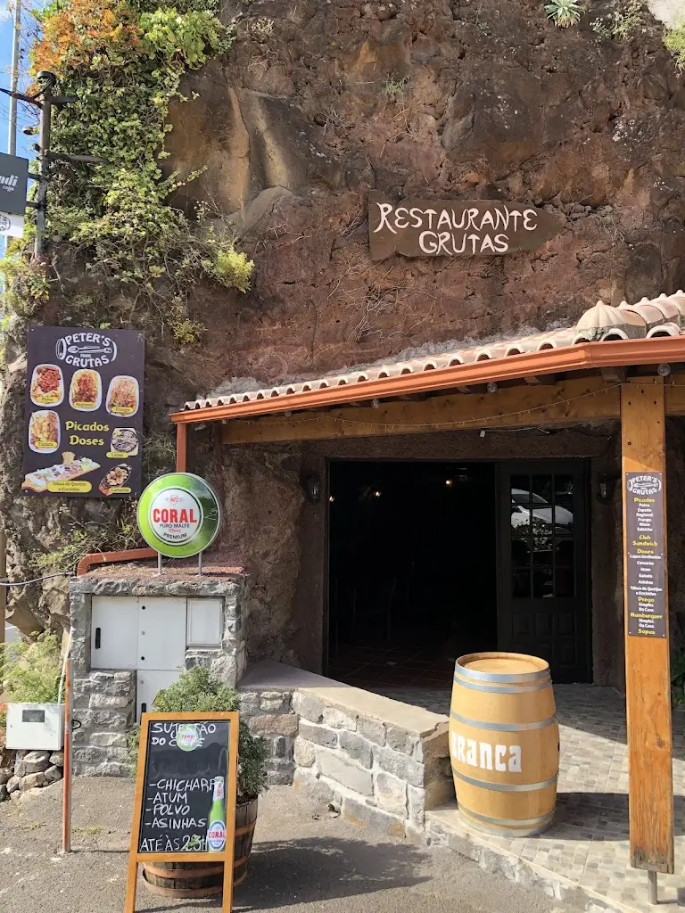 Grutas do Faial ristorante a Penha de Águia