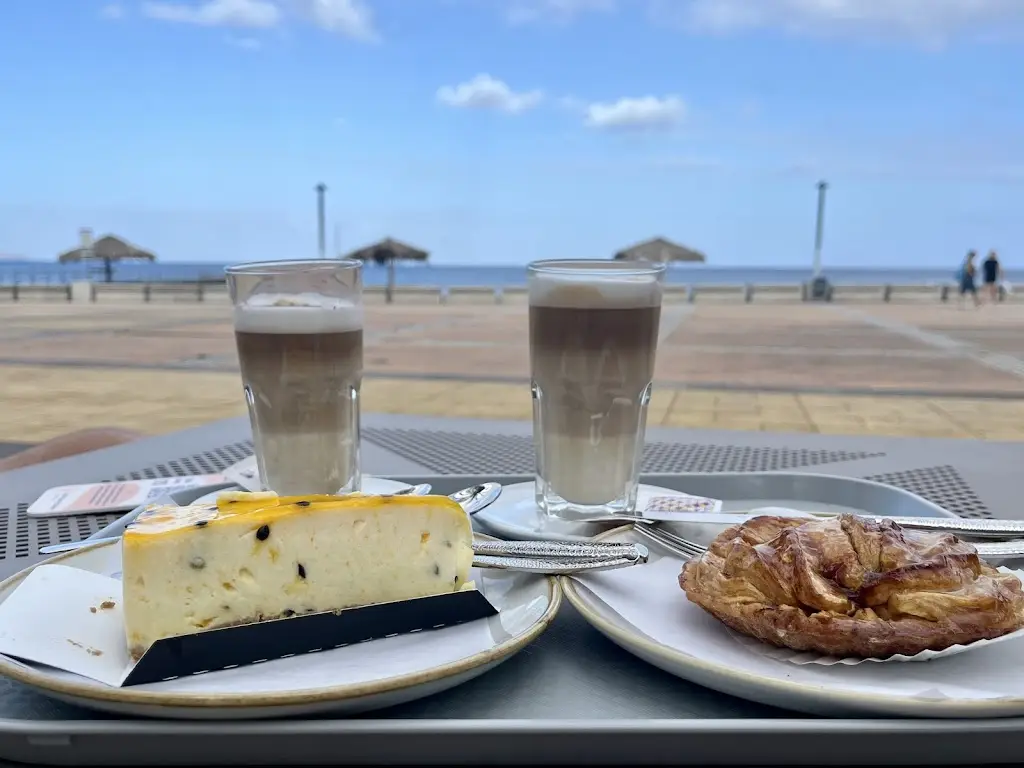 Iryna Berezovska_Galã Theatre & Bakery_Penha de Águia_recensione