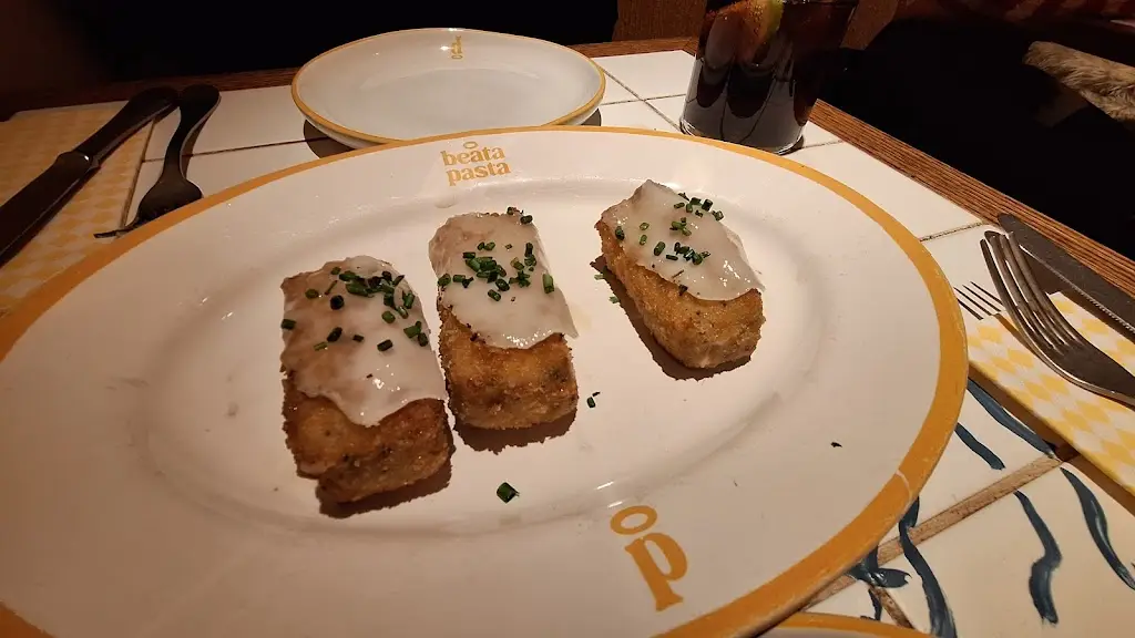 Menü_Lily's Restaurant_Penha de Águia_Bild_8