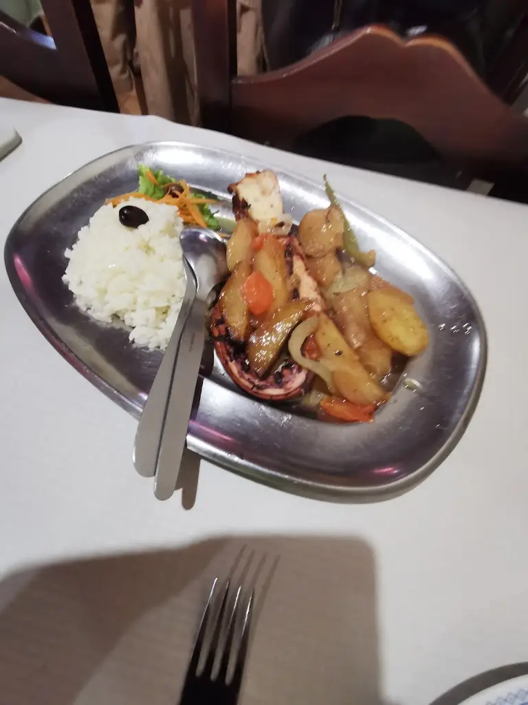 Hugo Almeida_Restaurante Pensão Central_Castelo de Paiva_recensione