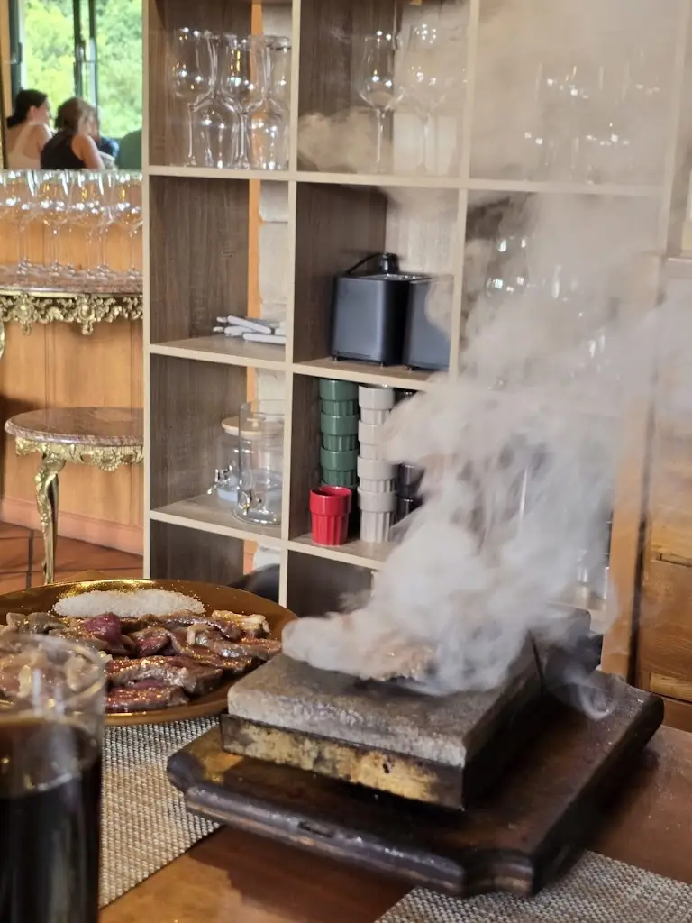 Alexandru Cristian_Arraial do Ribeiro Frio_Penha de Águia_recensione