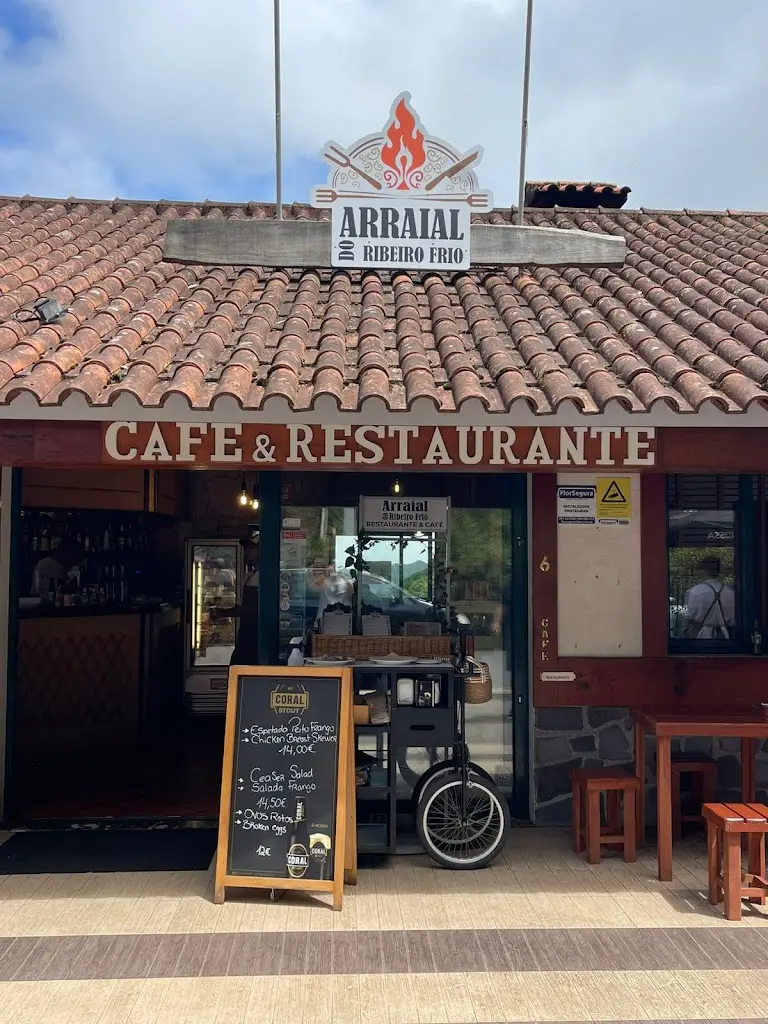 Arraial do Ribeiro Frio_Penha de Águia_slider_image_1