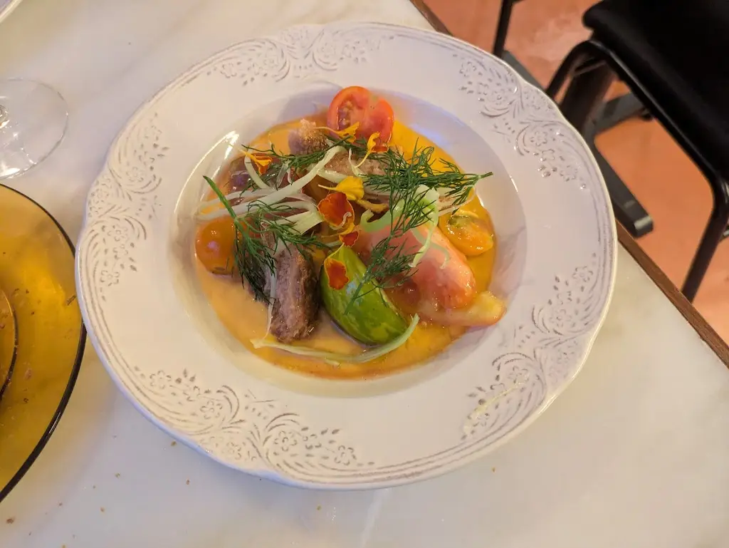 Noah Nuechterlein_Provável - Restaurante_Prova_recensione