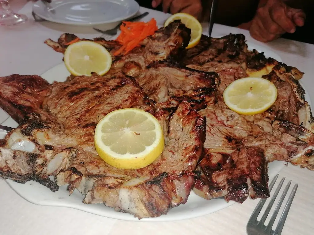 Cantinho do Minhoto_Pero Pinheiro_slider_image_2