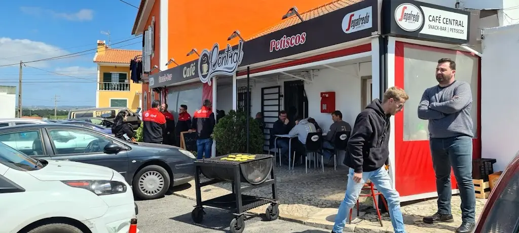 Café Central ristorante a Pero Pinheiro