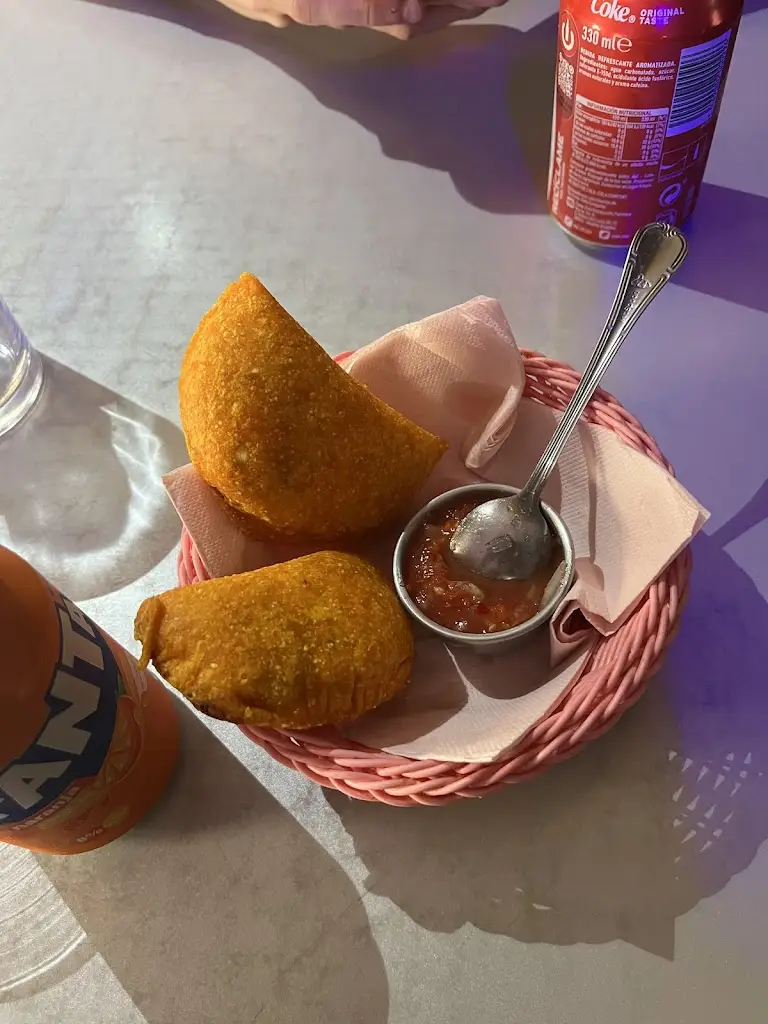 Anabela esperanço_Labruja_Póvoa de Santa Iria_recensione