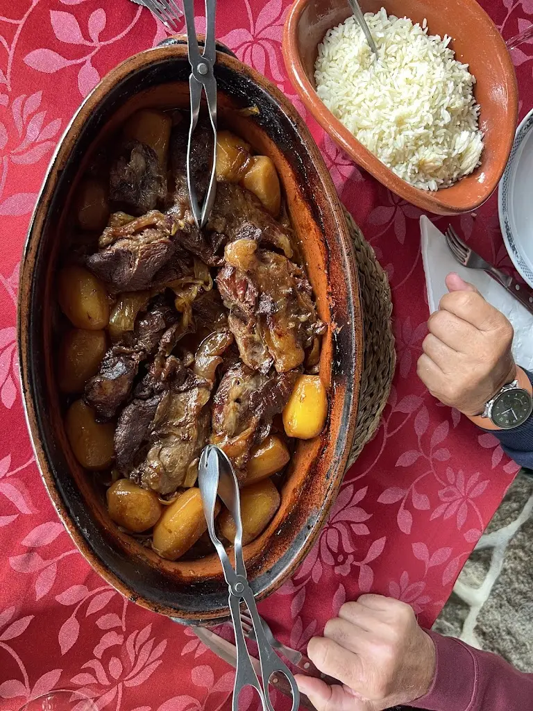 muriel segers_Dona Amélia_Castelo de Paiva_recensione