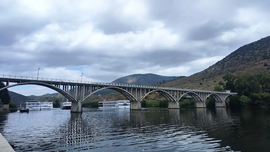 Mp Bans_MIG XXI_Quintã de Pêro Martins_recensione