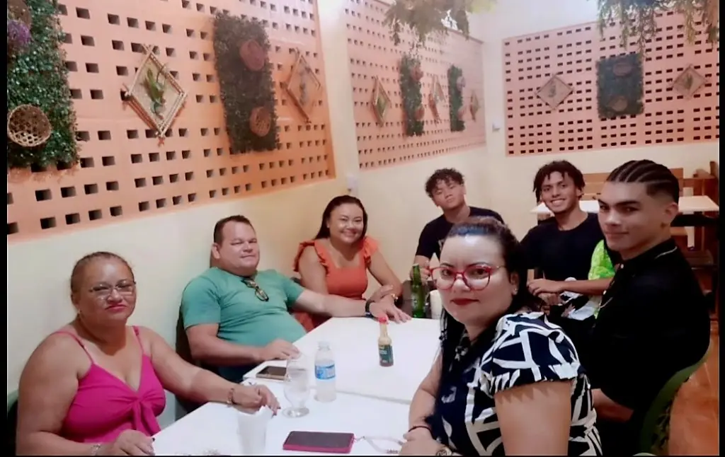 World In My Hands_Casa do Mercado_Rabaçal_recensione