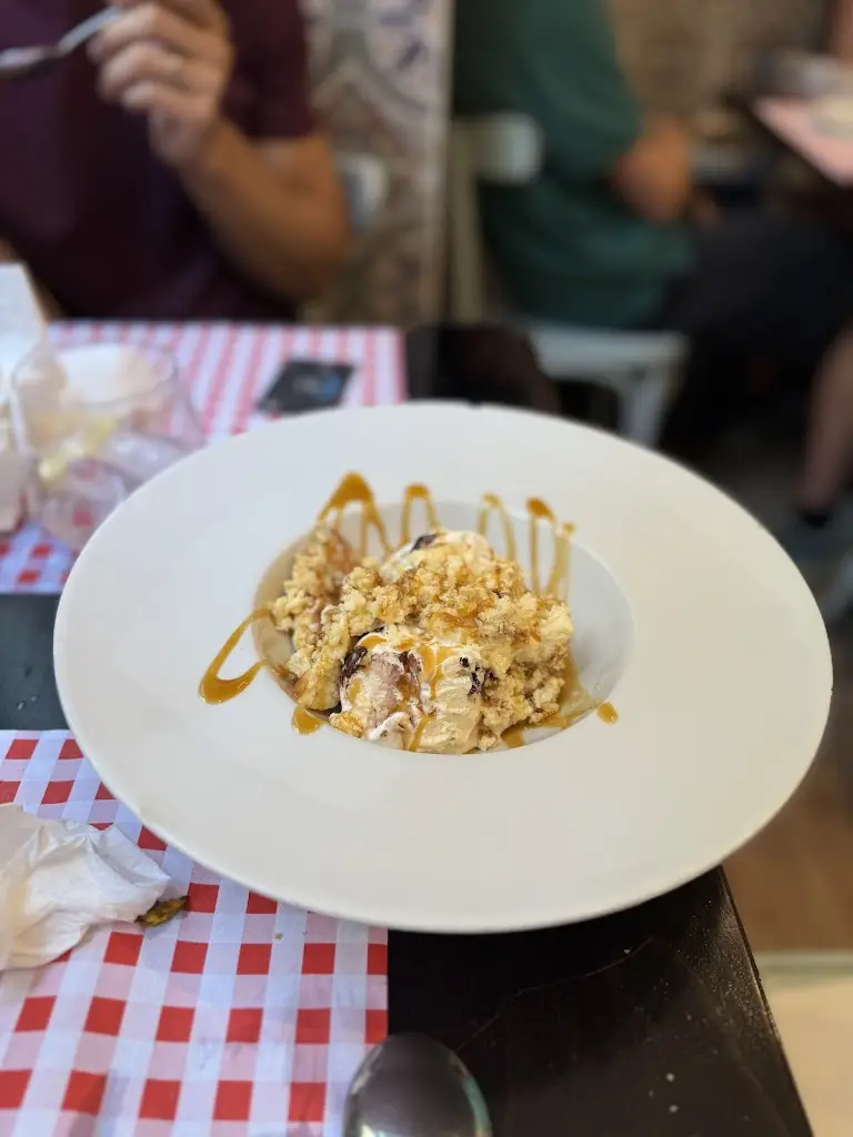 A DIANA_Cachupa na Casa_Póvoa de Santo Adrião_recensione