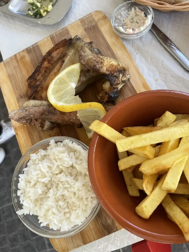 Milena Honorio_O Picadeiro_Póvoa de Santo Adrião_recensione