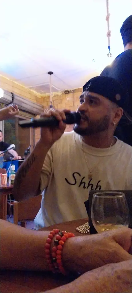 Tinette Müller_Boh! Italian Grill_Queijas_recensione