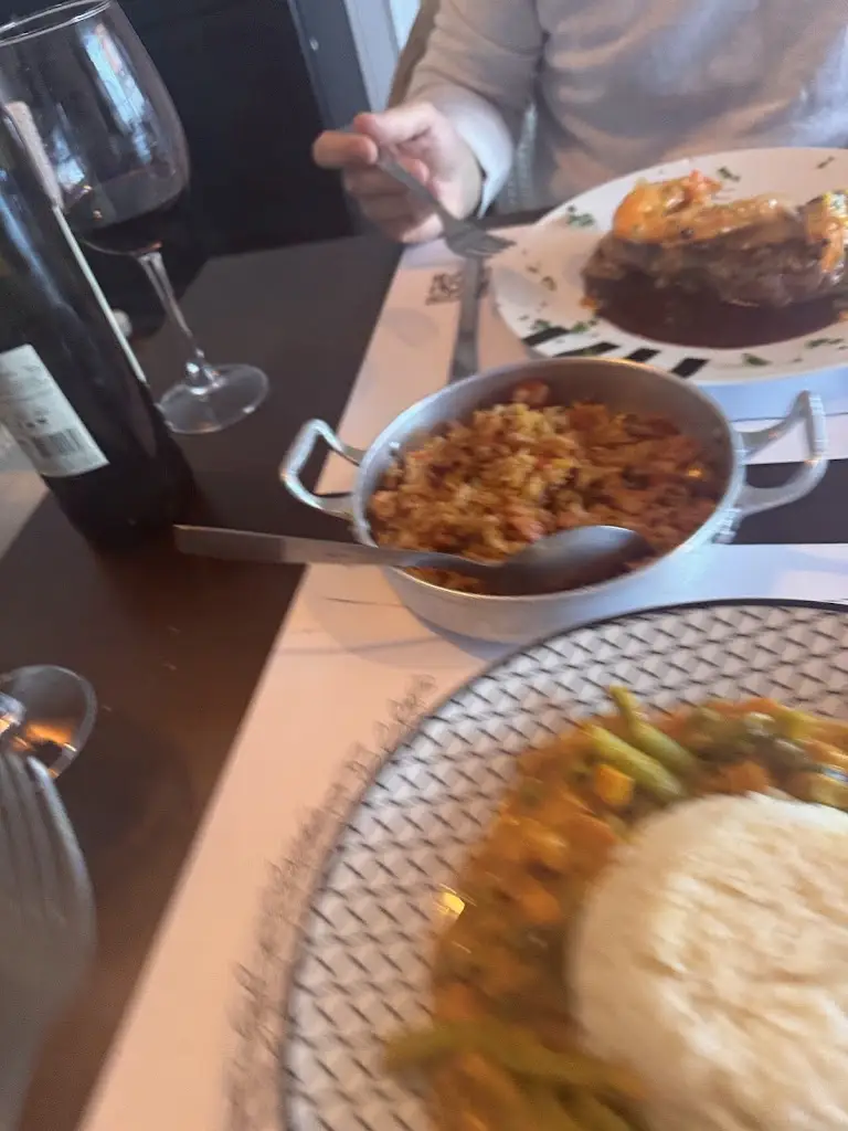 Keren Aydogan_Sant'anna_Queijas_review