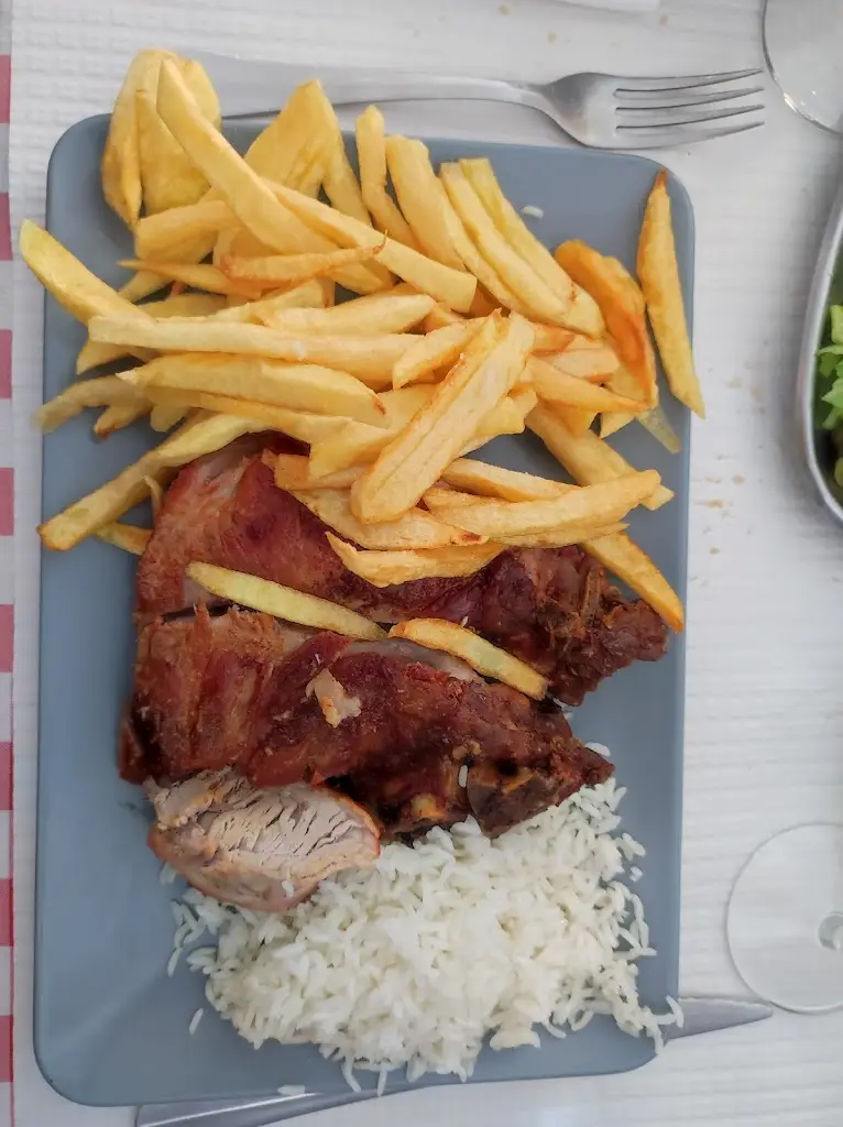 A Raposa_Prior Velho_slider_image_2