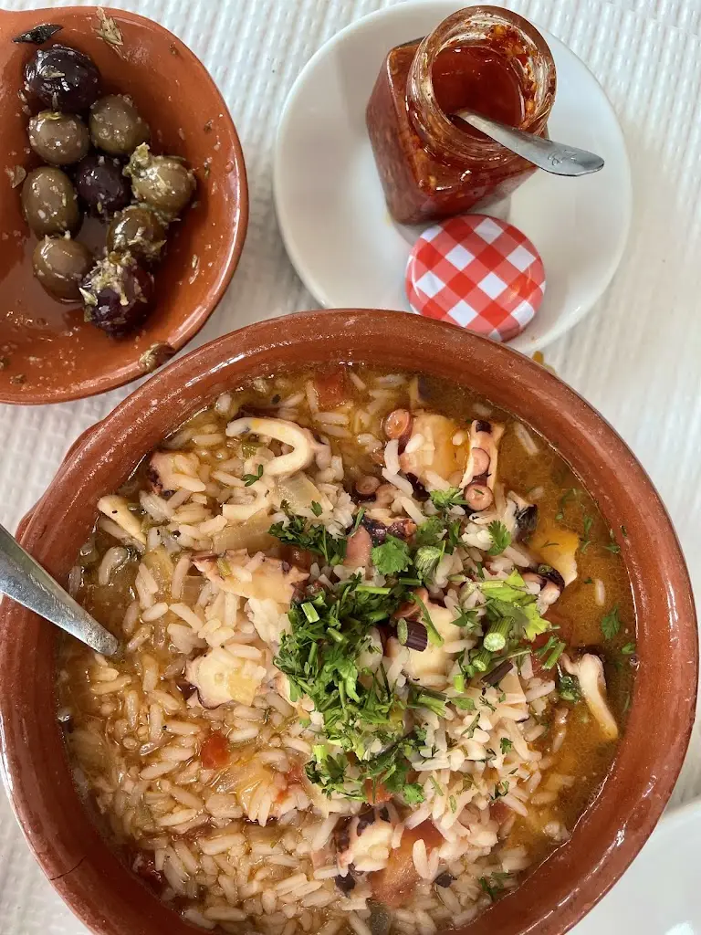 Anna The Lisboner_Casa Rodrigues_Ribamar_recensione