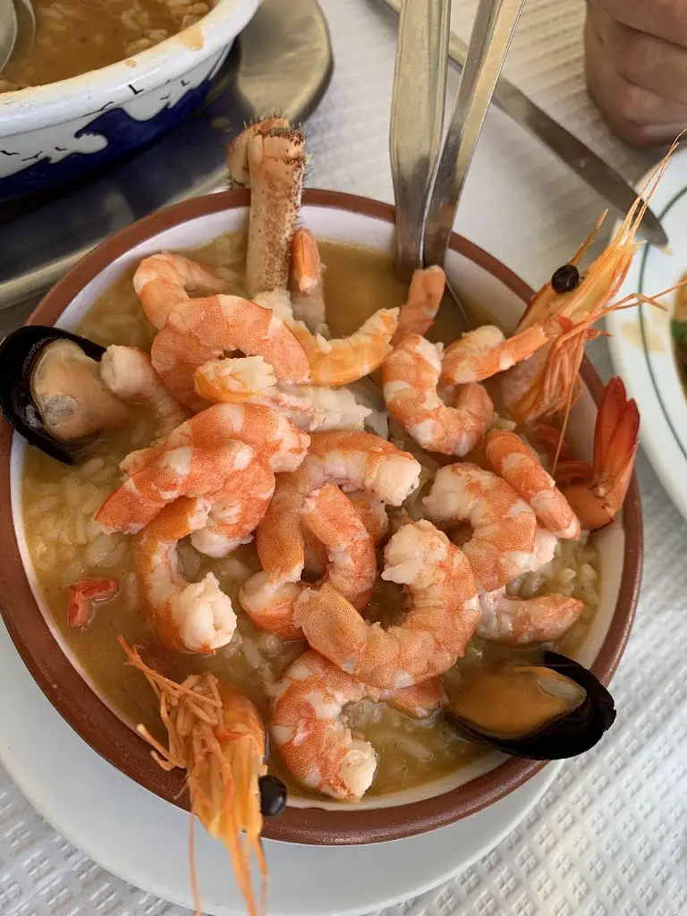 Guilherme Soares_Restaurante O Pescador_Ribamar_reseña