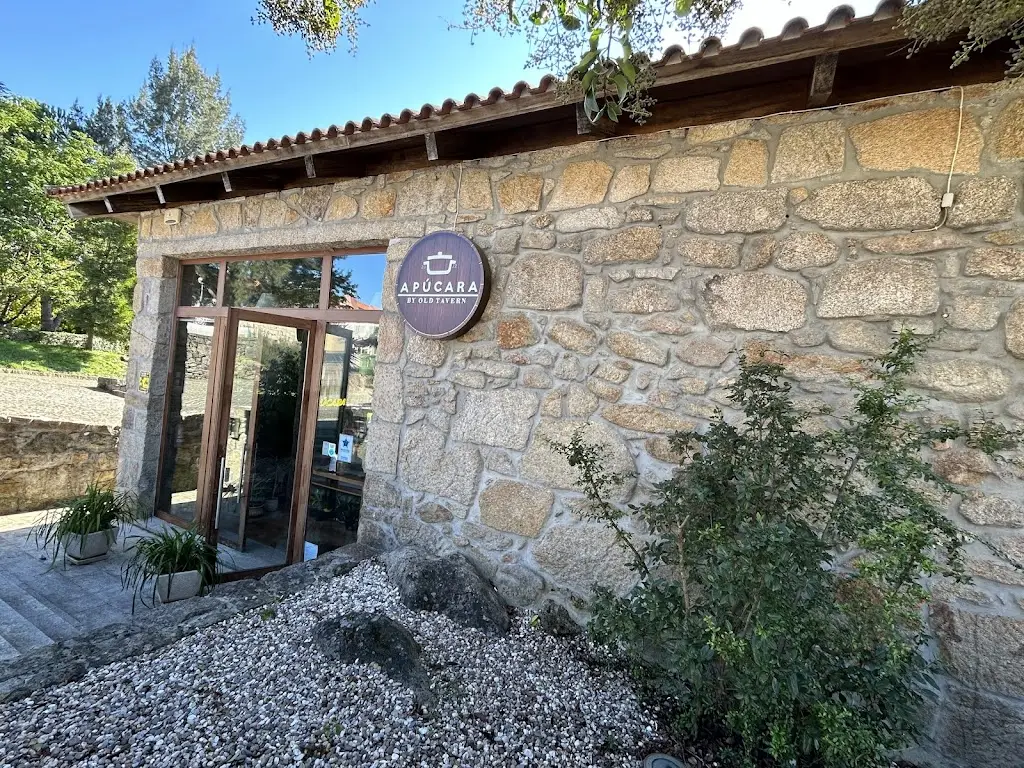 Byron Tan_A Púcara_Ranhados_reseña