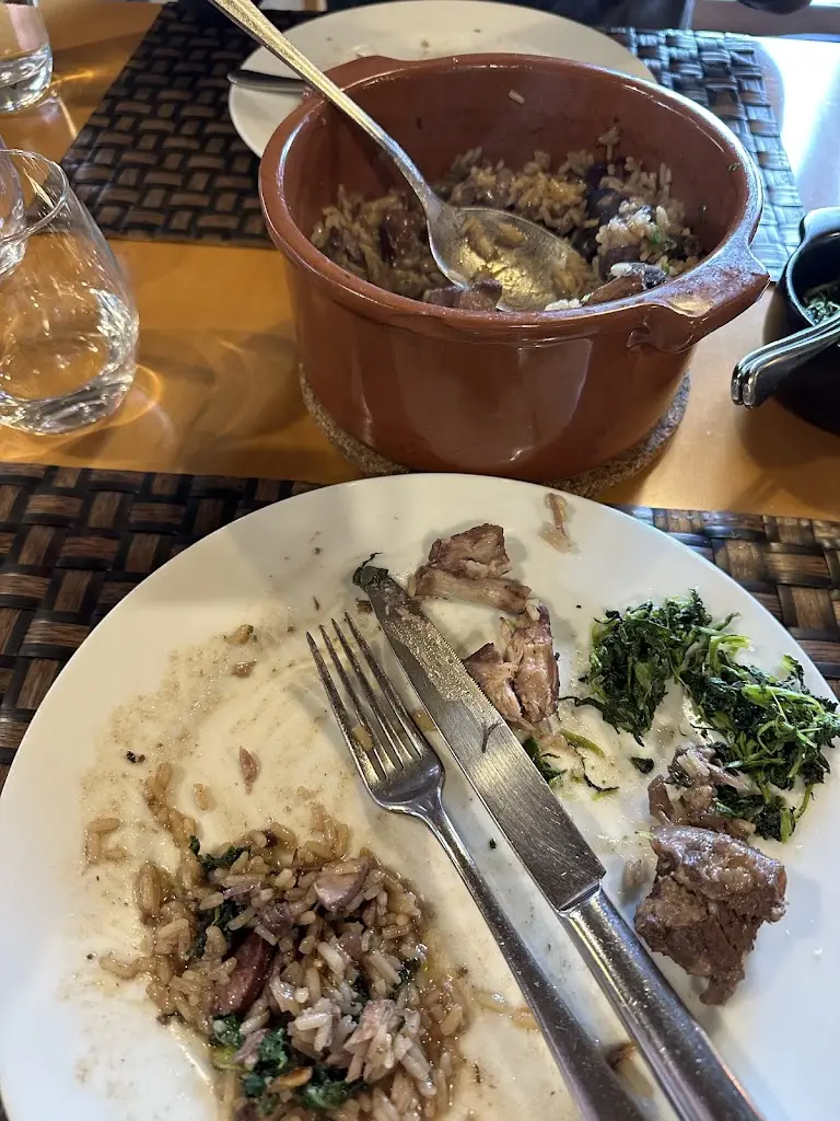 Kelli Bryan_A Púcara_Ranhados_reseña