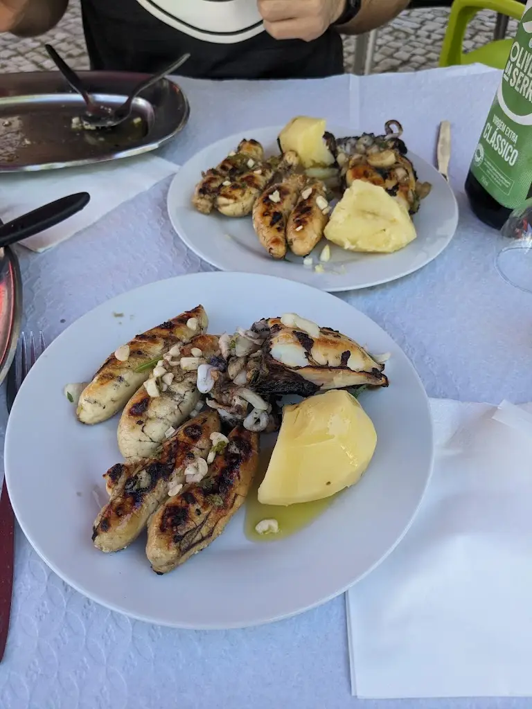 Linh Nguyen_Restaurante A Parreirinha da Reboleira_Reboleira_recensione