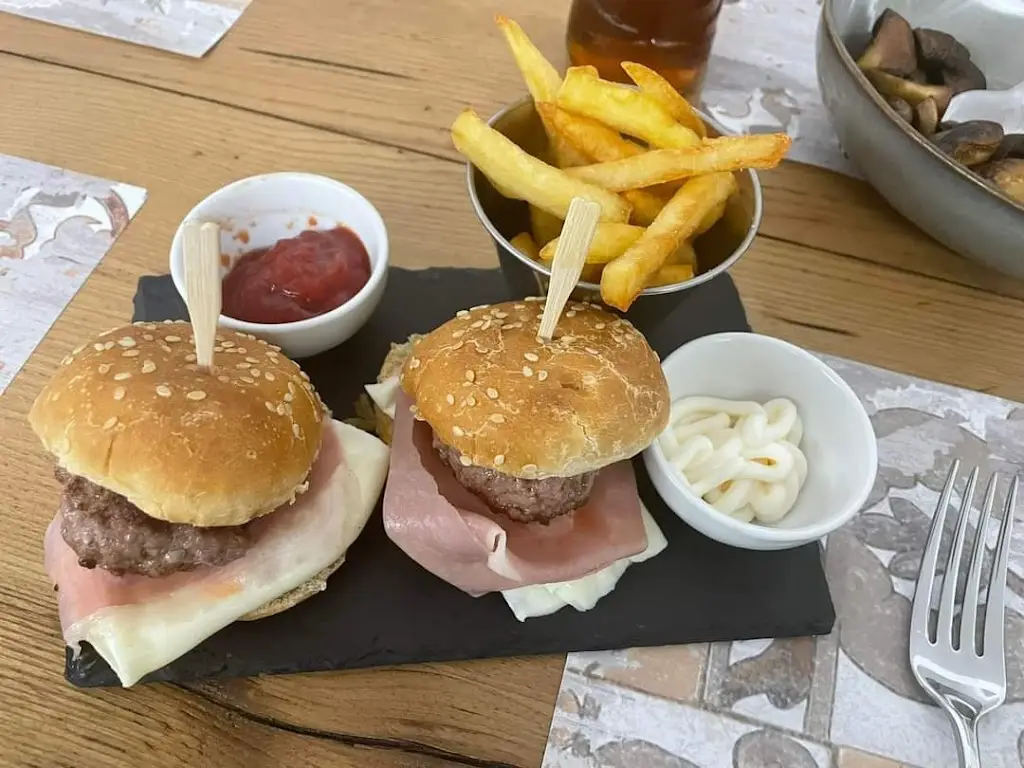 Taberna Alzira - Restaurante_Sandomil_slider_image_2