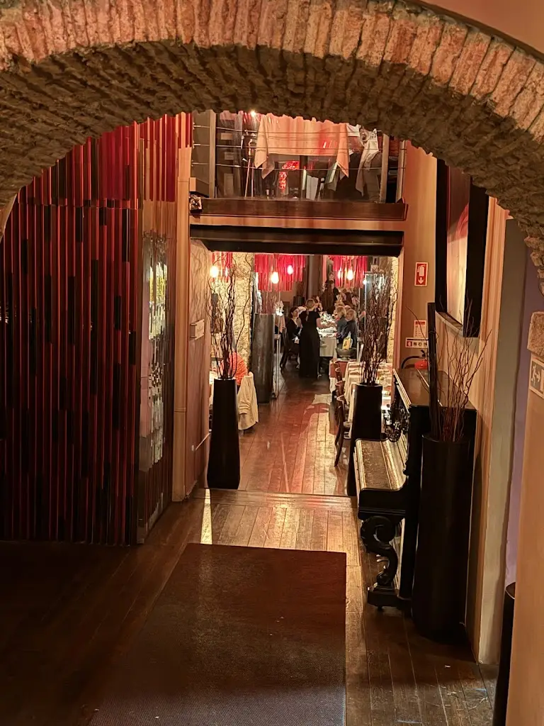 Sacramento do Chiado_Sacramento_slider_image_3