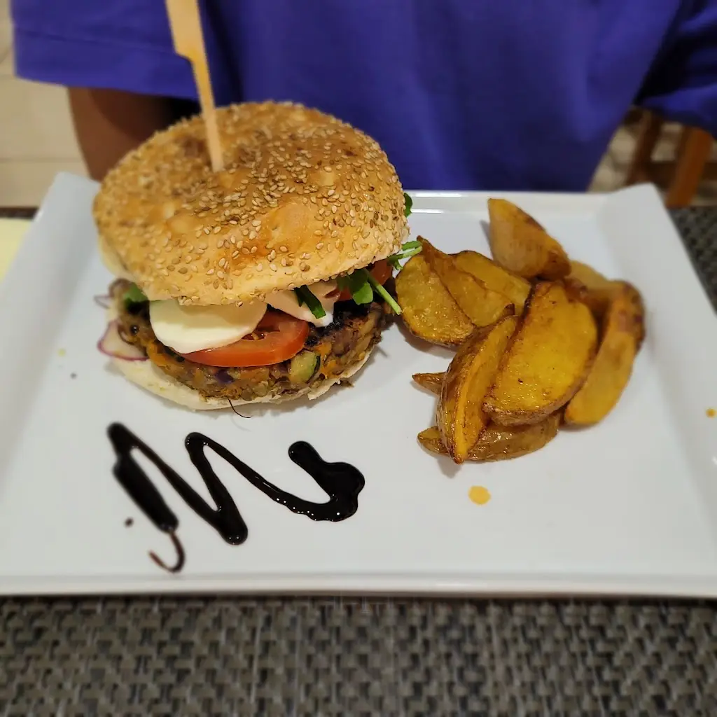 Markus de Jesus Oliveira_Tony Tapas & Vinhos_Esmoriz_review