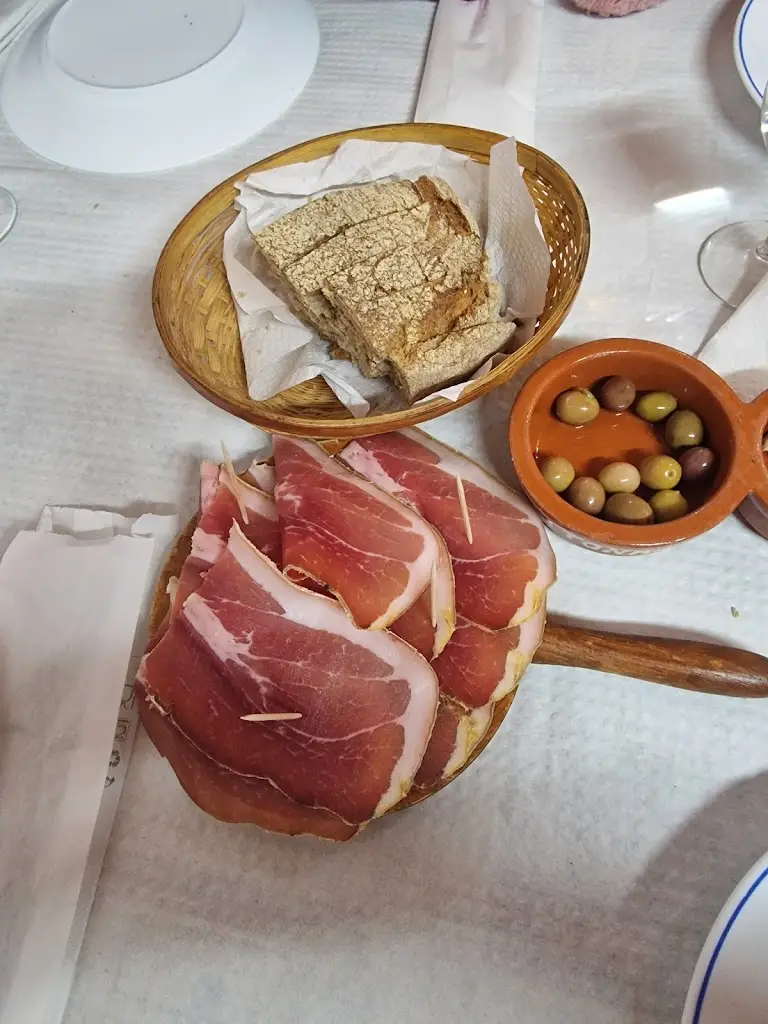 Pedro Santos_Restaurante 'O NEVÃO'_Sabugueiro_recensione