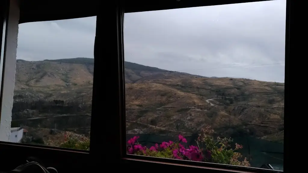 Fábio Fernandes_Mirante da Estrela_Sabugueiro_recensione