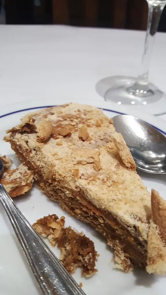 Garrett Belanger_Adega Courense_Santa Iria de Azoia_reseña