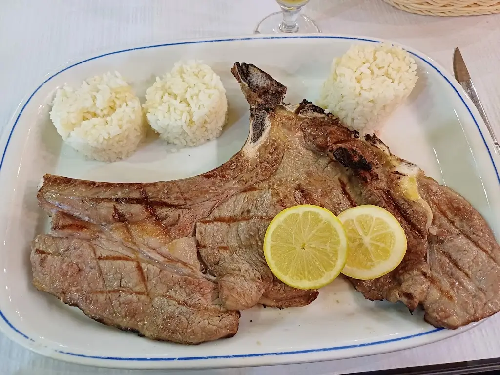 Adega Courense_Santa Iria de Azoia_slider_image_2