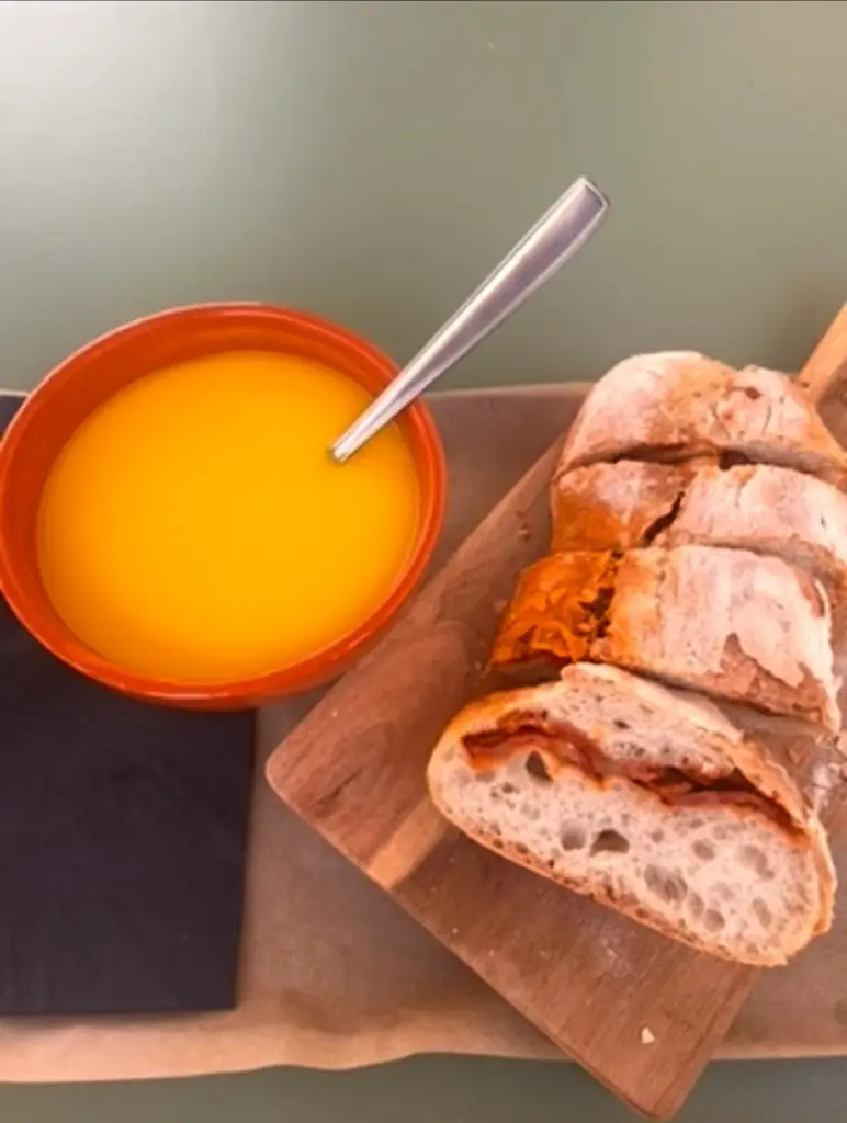 Eduardo S_Beco de Belém_Santa Maria de Belém_review