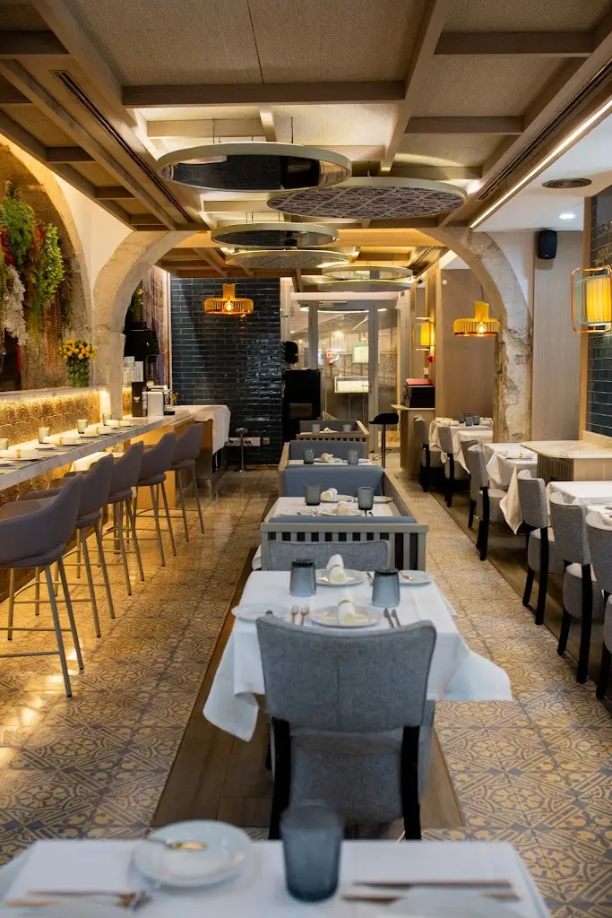 Elevator Restaurant_Santa Justa_slider_image_3