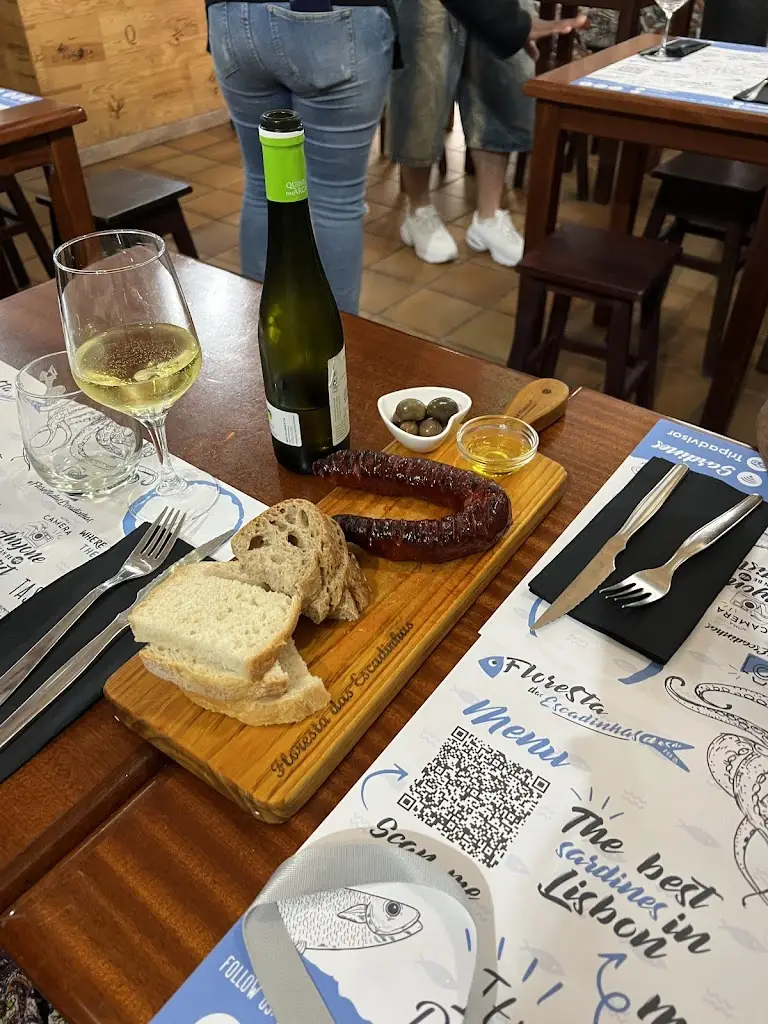 Emma Gough-Routly_Floresta das Escadinhas_Santa Justa_recensione