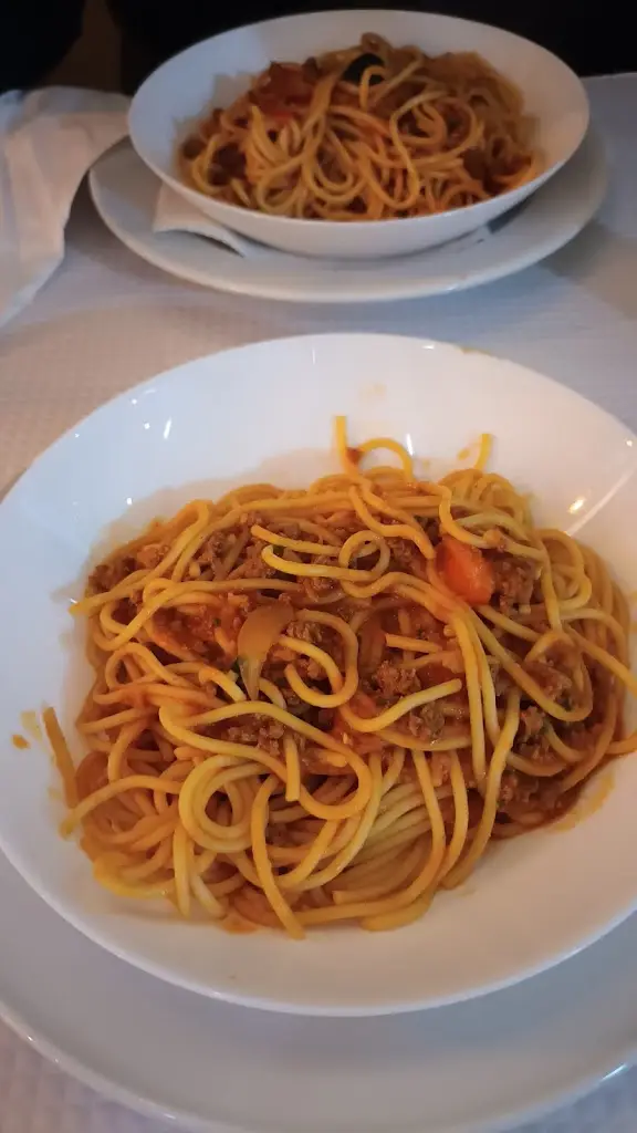 Darren Ward_O Buraco_Santa Justa_reseña