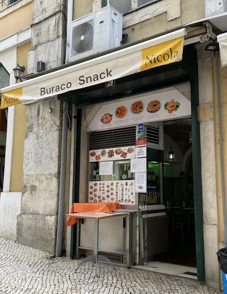 O Buraco ristorante a Santa Justa