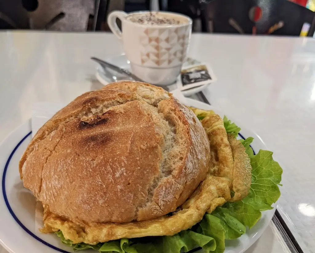 O Buraco_Santa Justa_slider_image_3