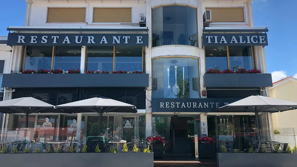 Tia Alice_Santo Estêvão das Galés_slider_image_1