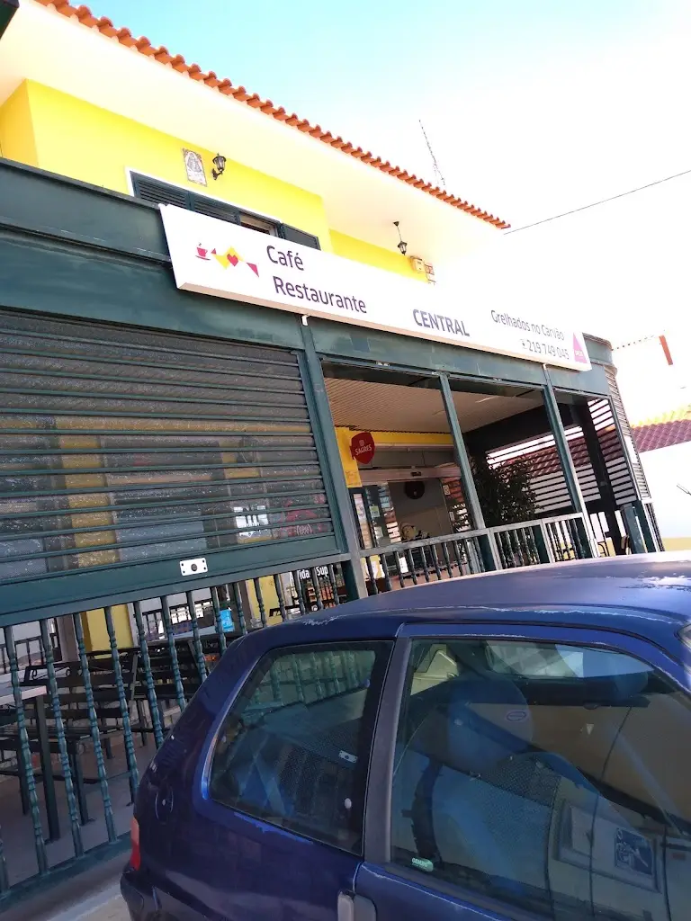 Café Restaurante Central_Santo Antão do Tojal_slider_image_2