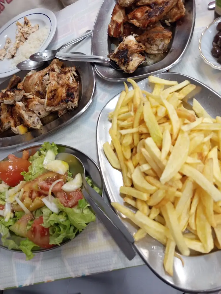 Churrasqueira da Flamenga_Santo António dos Cavaleiros_slider_image_2