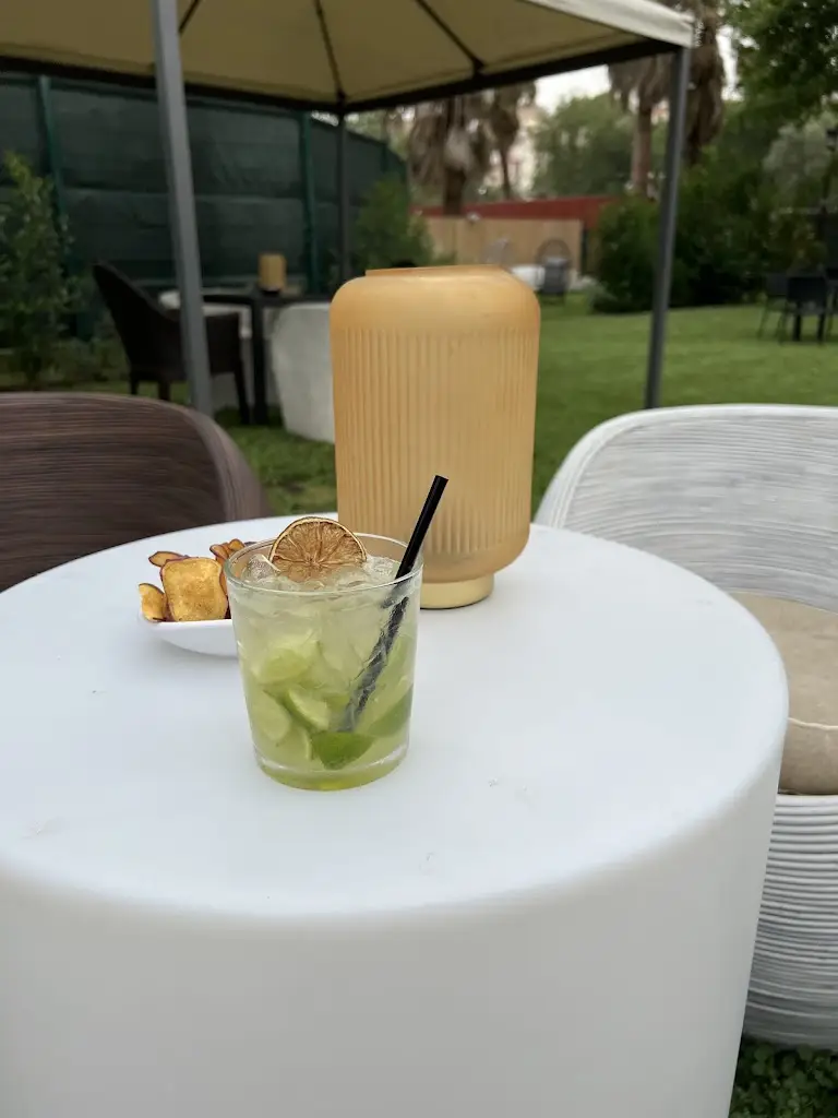 Menu_Diversus Garden Lounge_Santo António dos Cavaleiros_immagine_8