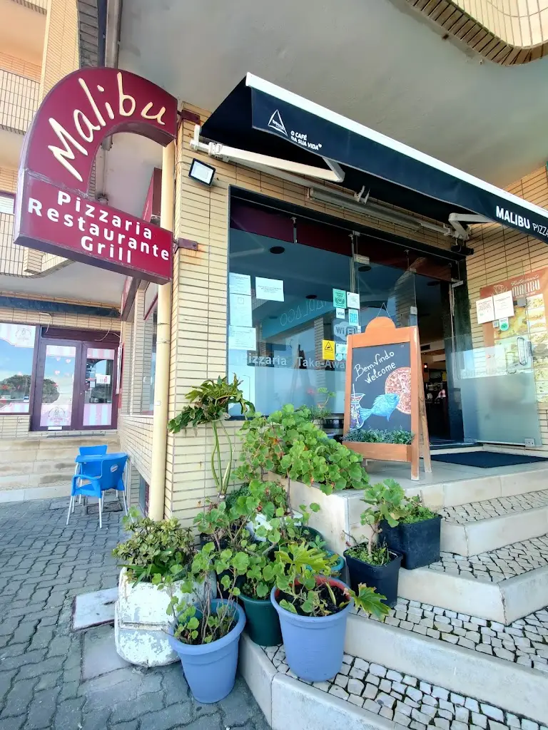 Malibu Restaurante e Pizzaria_Esmoriz_slider_image_1