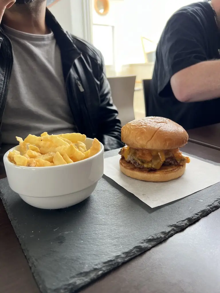 Kateryna Ostapko_Barra Mar's - Snacks_Esmoriz_recensione